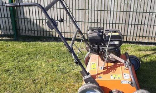 Verticuteermachine benzine